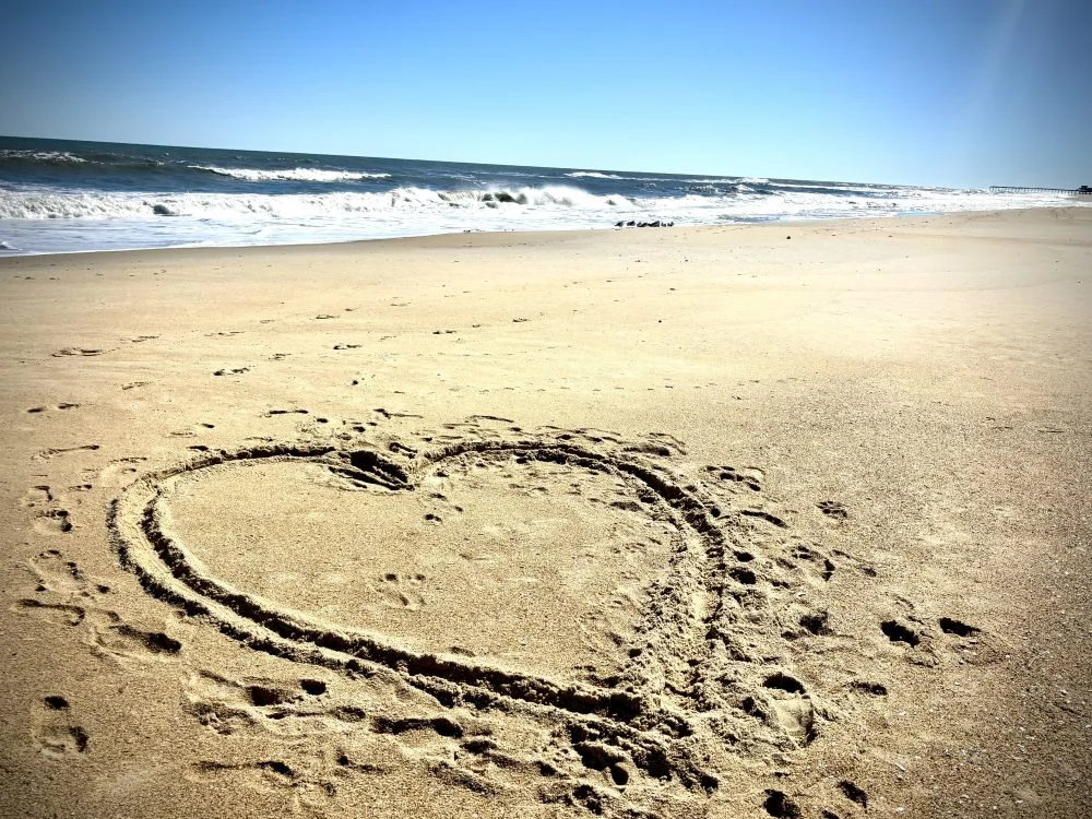 Beach heart Beach heart e1761074366303